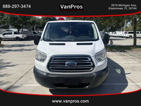 Used 2017 Ford Transit 350 XLT image 7