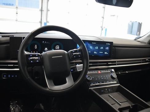 Used 2025 Hyundai Santa Fe SEL image 23