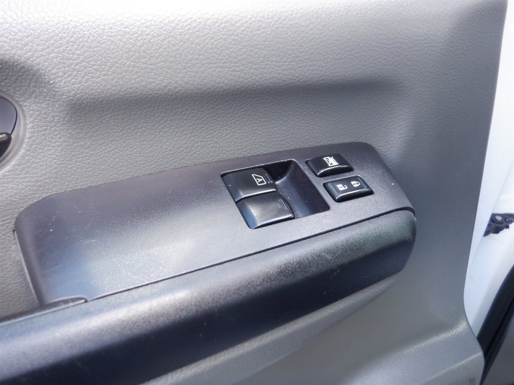 Used 2021 Nissan NV 1500 SV RWD image 12