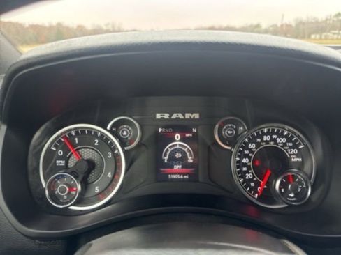 Used 2024 RAM 2500 Big Horn image 10