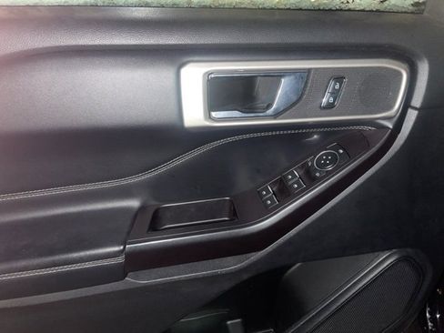 Used 2020 Ford Explorer XLT w/ Equipment Group 202A image 10