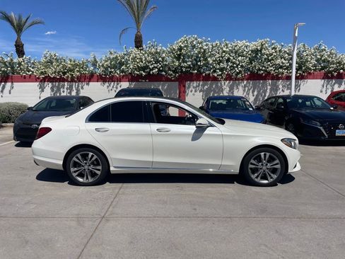 Used 2016 Mercedes-Benz C 300 4MATIC Sedan image 3