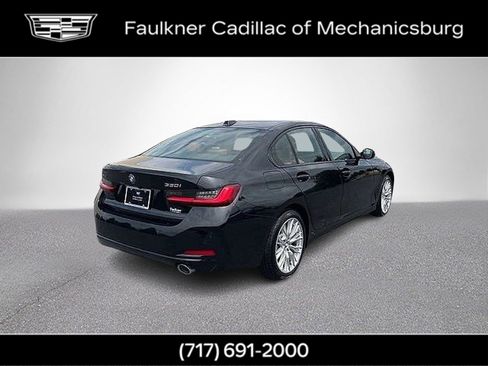 Used 2023 BMW 330i xDrive Sedan w/ Premium Package AWD/4WD image 4