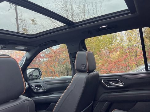 Used 2023 GMC Yukon AT4 image 13