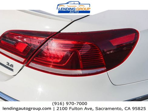Used 2014 Volkswagen CC Executive image 8