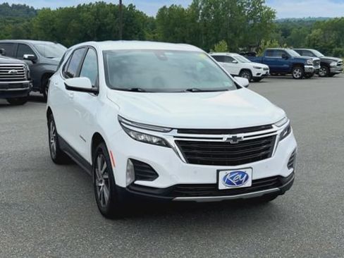 Used 2024 Chevrolet Equinox LT AWD/4WD image 3