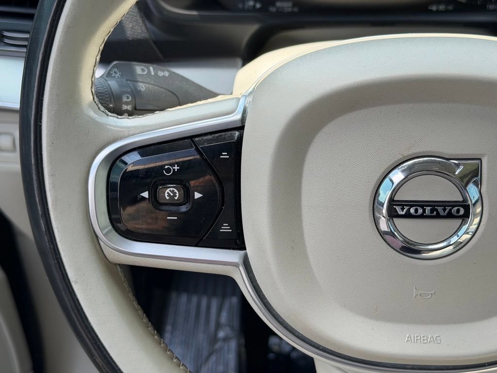 Used 2018 Volvo XC90 T5 Momentum w/ Convenience Package AWD/4WD image 41