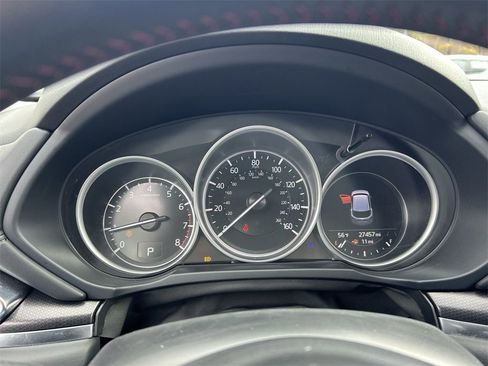 Certified 2023 MAZDA CX-5 Carbon Edition image 19