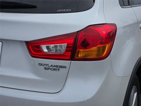 Used 2014 Mitsubishi Outlander Sport SE image 11