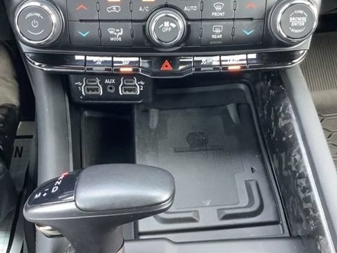 Used 2023 Dodge Durango R/T AWD/4WD image 23
