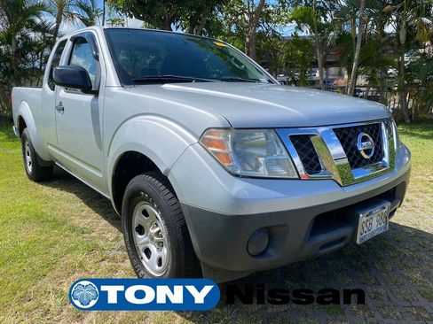 Used 2015 Nissan Frontier S RWD image 1