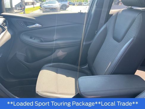 Used 2022 Buick Encore GX Select w/ Experience Buick Package FWD image 29