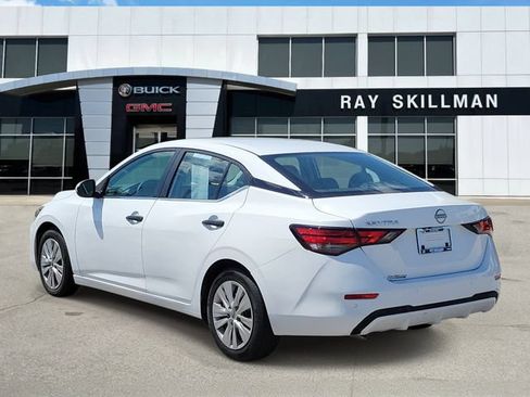 Used 2024 Nissan Sentra S FWD image 4