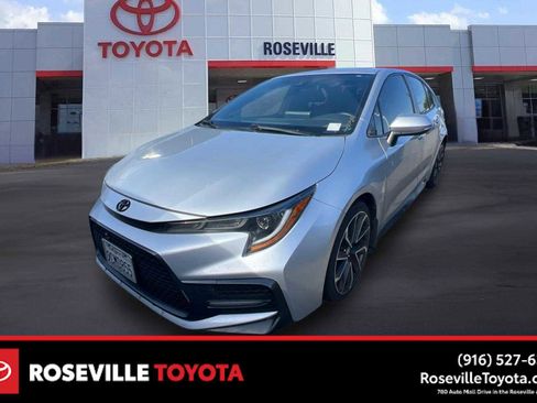 Used 2022 Toyota Corolla SE w/ SE Premium Package FWD image 1