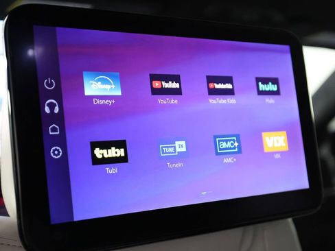 Used 2026 Cadillac Escalade Platinum Sport w/ LPO, Floor Liner Package image 18