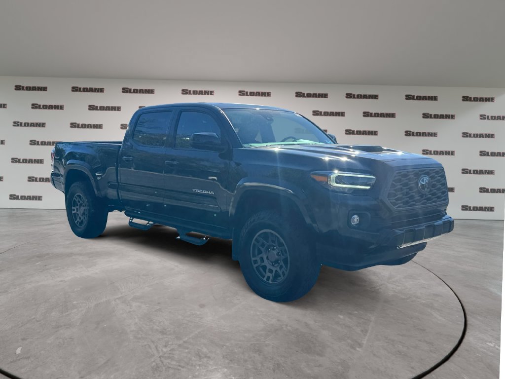 Used 2022 Toyota Tacoma TRD Sport w/ TRD Premium Sport Package AWD/4WD image 7