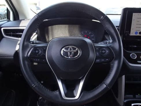 Certified 2024 Toyota Corolla Cross LE FWD image 24