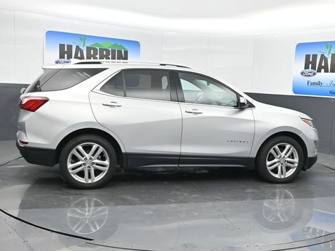 Used 2019 Chevrolet Equinox Premier FWD image 6