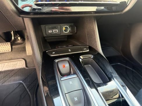Used 2023 Chevrolet Bolt EUV LT w/ Convenience Package FWD image 52