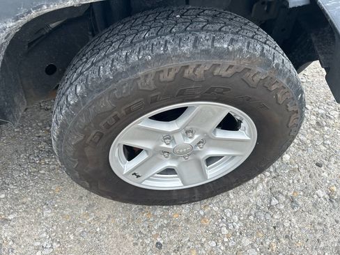 Used 2011 Jeep Wrangler Unlimited Sport image 12