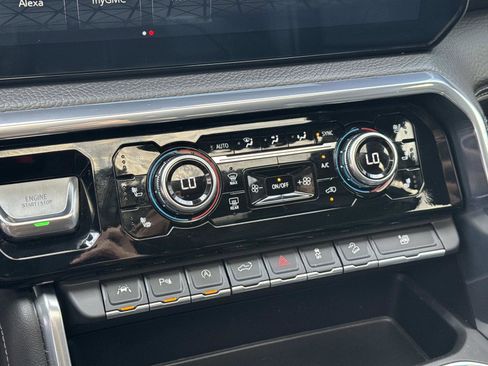 Used 2023 GMC Sierra 1500 Denali w/ Denali Reserve Package image 25