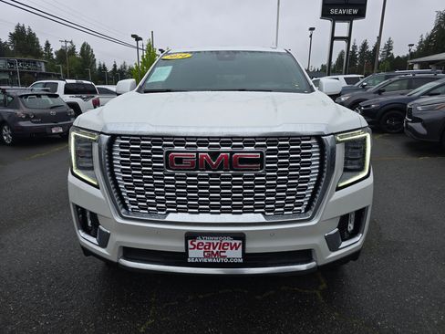 Used 2024 GMC Yukon XL Denali w/ Advanced Technology Package AWD/4WD image 8