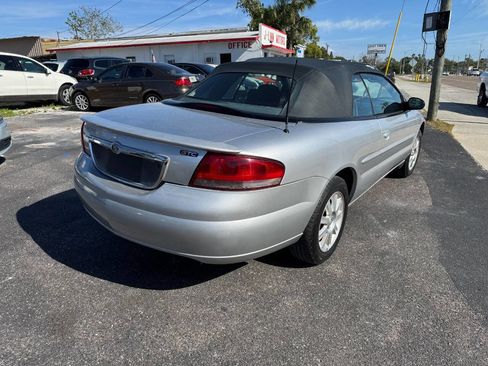 Used 2004 Chrysler Sebring GTC image 8