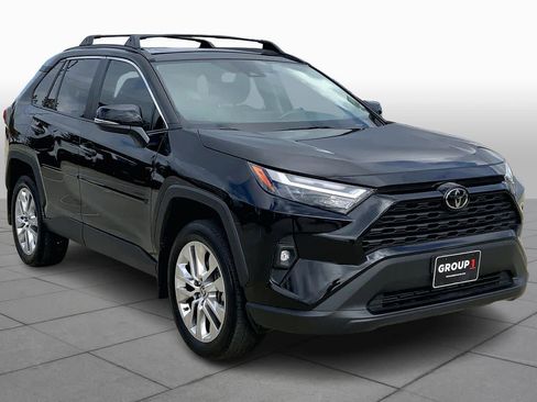 Used 2024 Toyota RAV4 XLE Premium image 2