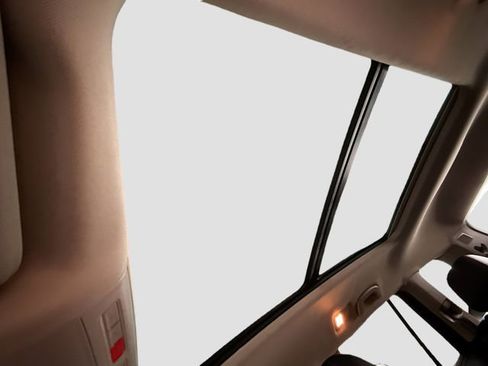 Used 2018 Volkswagen Atlas SEL Premium image 23