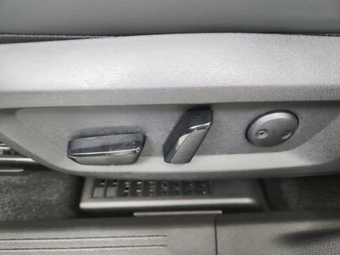 Used 2025 Nissan Rogue Platinum FWD image 20