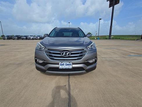 Used 2018 Hyundai Santa Fe Sport FWD image 3