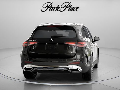 Used 2026 Mercedes-Benz GLC 300 image 18