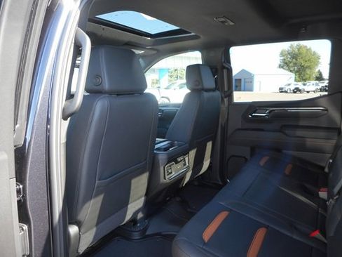 New 2026 GMC Sierra 1500 AT4 w/ AT4 Premium Package image 17