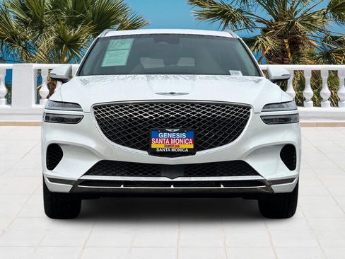 Used 2023 Genesis GV70 2.5T w/ Select Package image 10