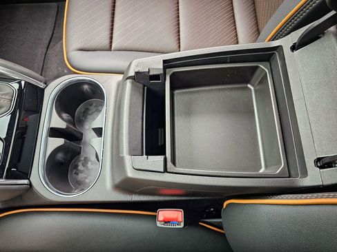 New 2026 GMC Canyon AT4 w/ Technology Plus Package AWD/4WD image 32