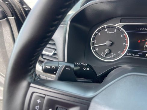 Used 2025 Nissan Rogue SV AWD/4WD image 26
