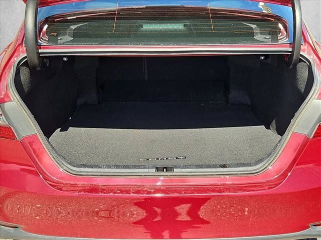 Used 2022 Toyota Camry XLE FWD image 6
