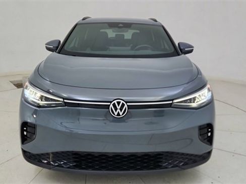 Used 2025 Volkswagen ID.4 Pro image 2