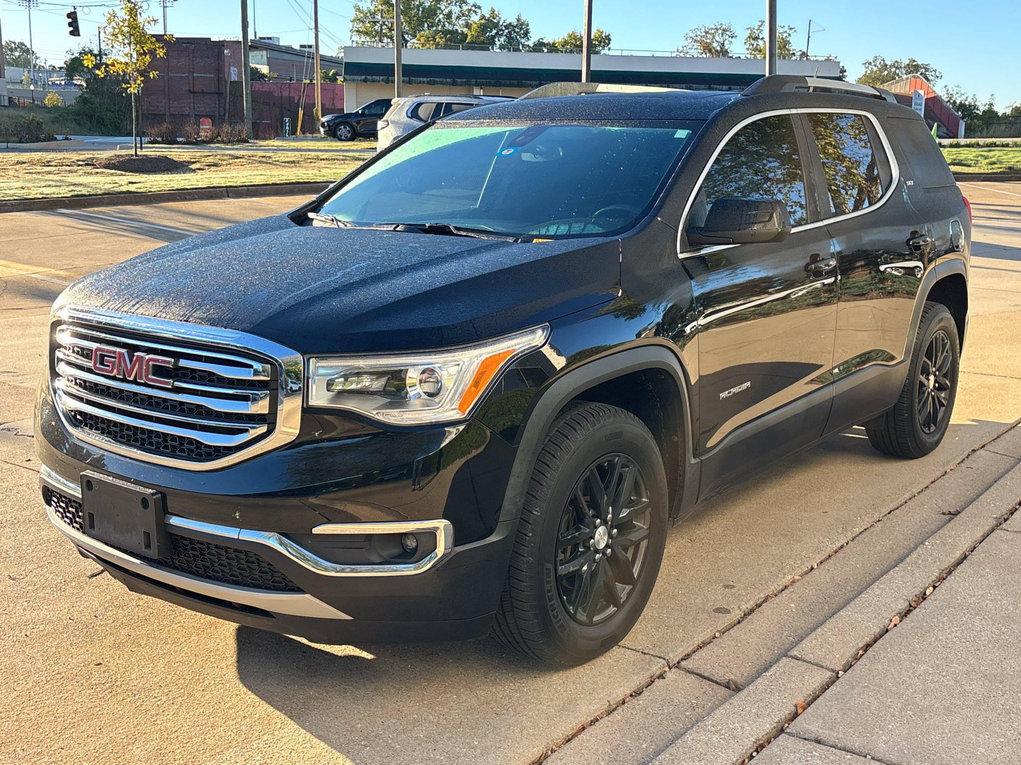 Used 2018 GMC Acadia SLT FWD image 4