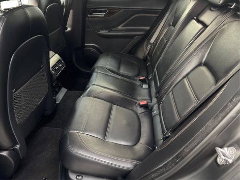 Used 2020 Jaguar F-PACE Prestige AWD/4WD image 14