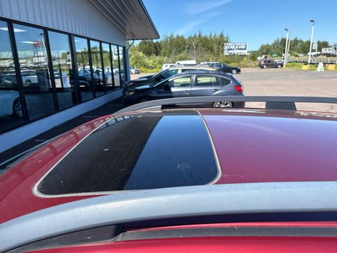 Used 2019 Subaru Crosstrek 2.0i Limited w/ Moonroof Package w/Navigation AWD/4WD image 13