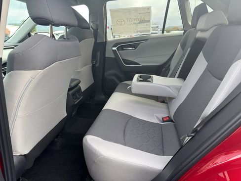 New 2025 Toyota RAV4 XLE w/ Convenience Package image 15