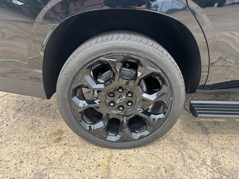 New 2026 Chevrolet Tahoe High Country AWD/4WD image 9