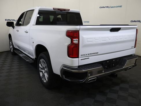 New 2026 Chevrolet Silverado 1500 LTZ w/ LTZ Premium Package AWD/4WD image 10
