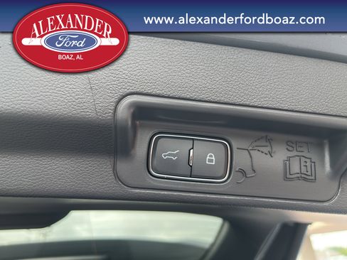 Used 2025 Ford Explorer ST-Line RWD image 22