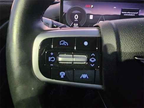 Used 2025 Genesis G80 2.5T image 7