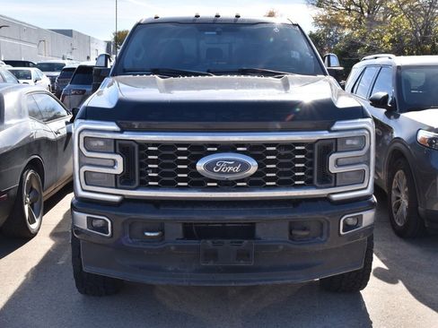 Used 2024 Ford F350 Limited image 3