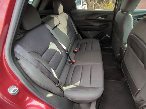 Certified 2023 Chevrolet TrailBlazer RS w/ Convenience Package image 26