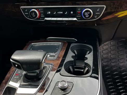 Used 2017 Audi Q7 3.0T Premium Plus AWD/4WD image 23
