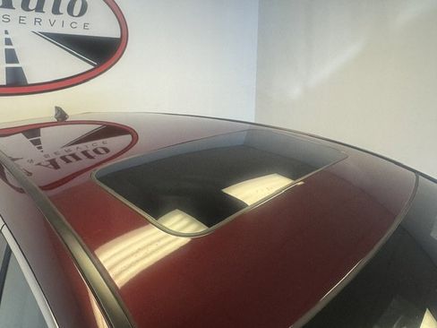 Used 2018 Honda CR-V EX-L image 2